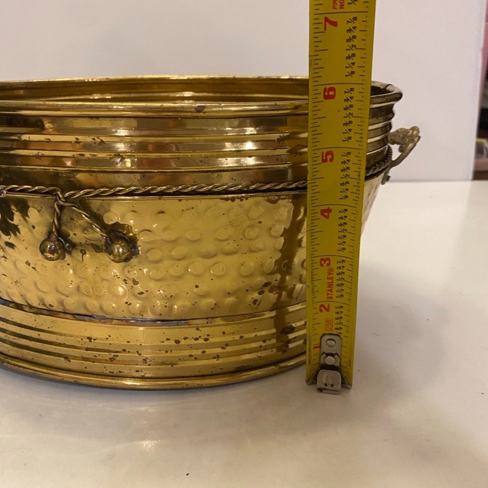 Vintage 12 inch brass bowl / planter decor - Picture 11 of 12